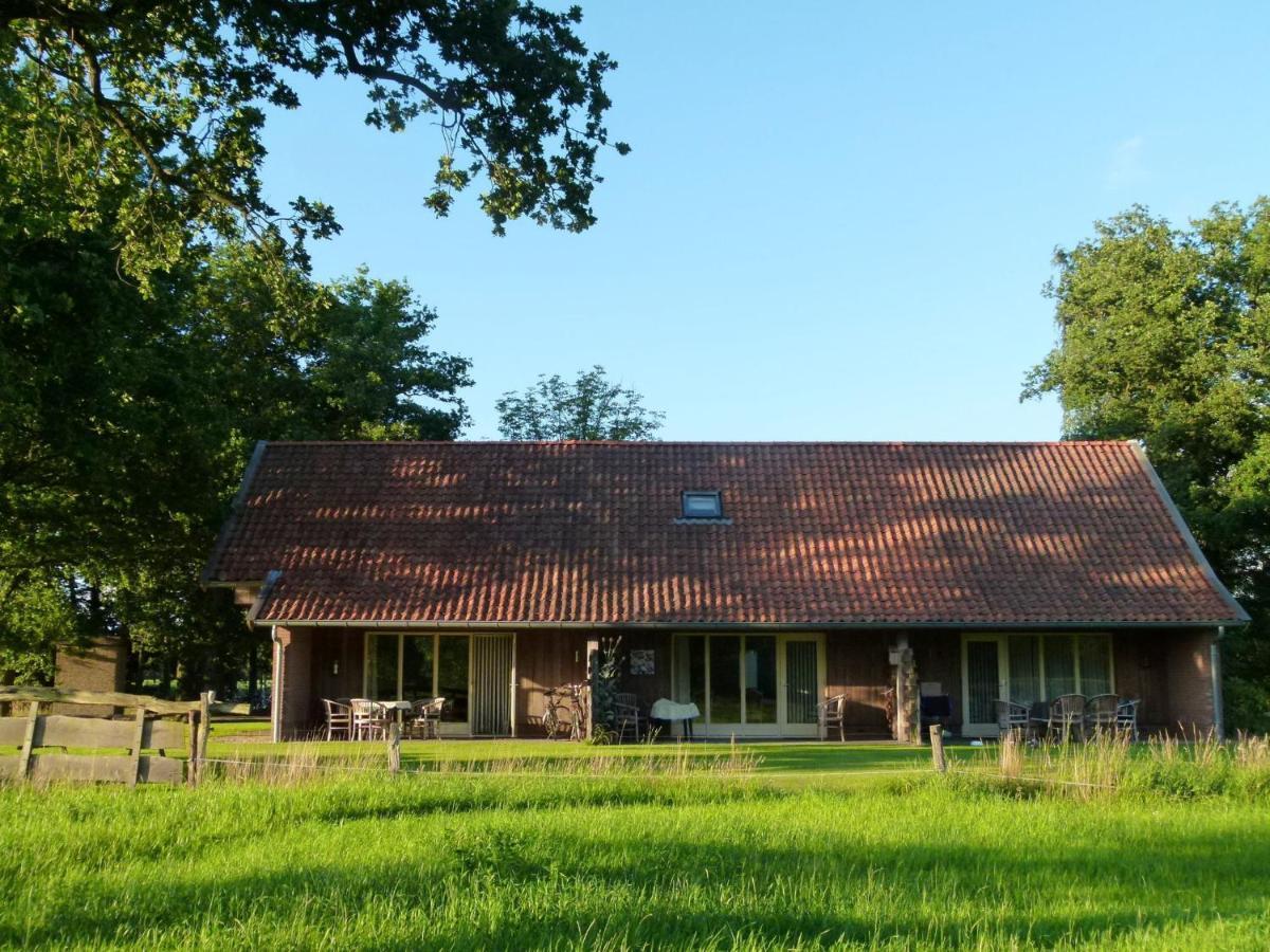 Peaceful Holiday Home With Roofed Terrace Гестерен Екстер'єр фото